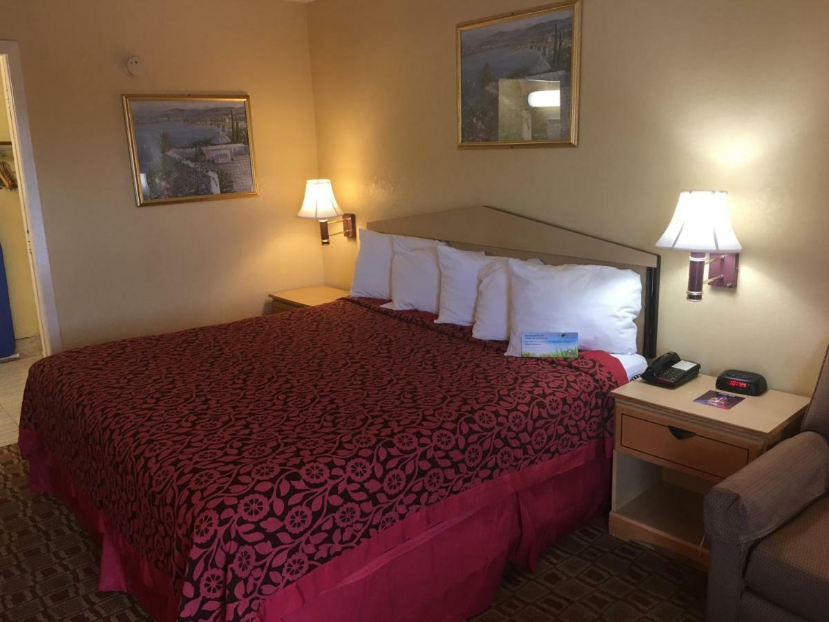 Days Inn By Wyndham Yazoo City Kültér fotó